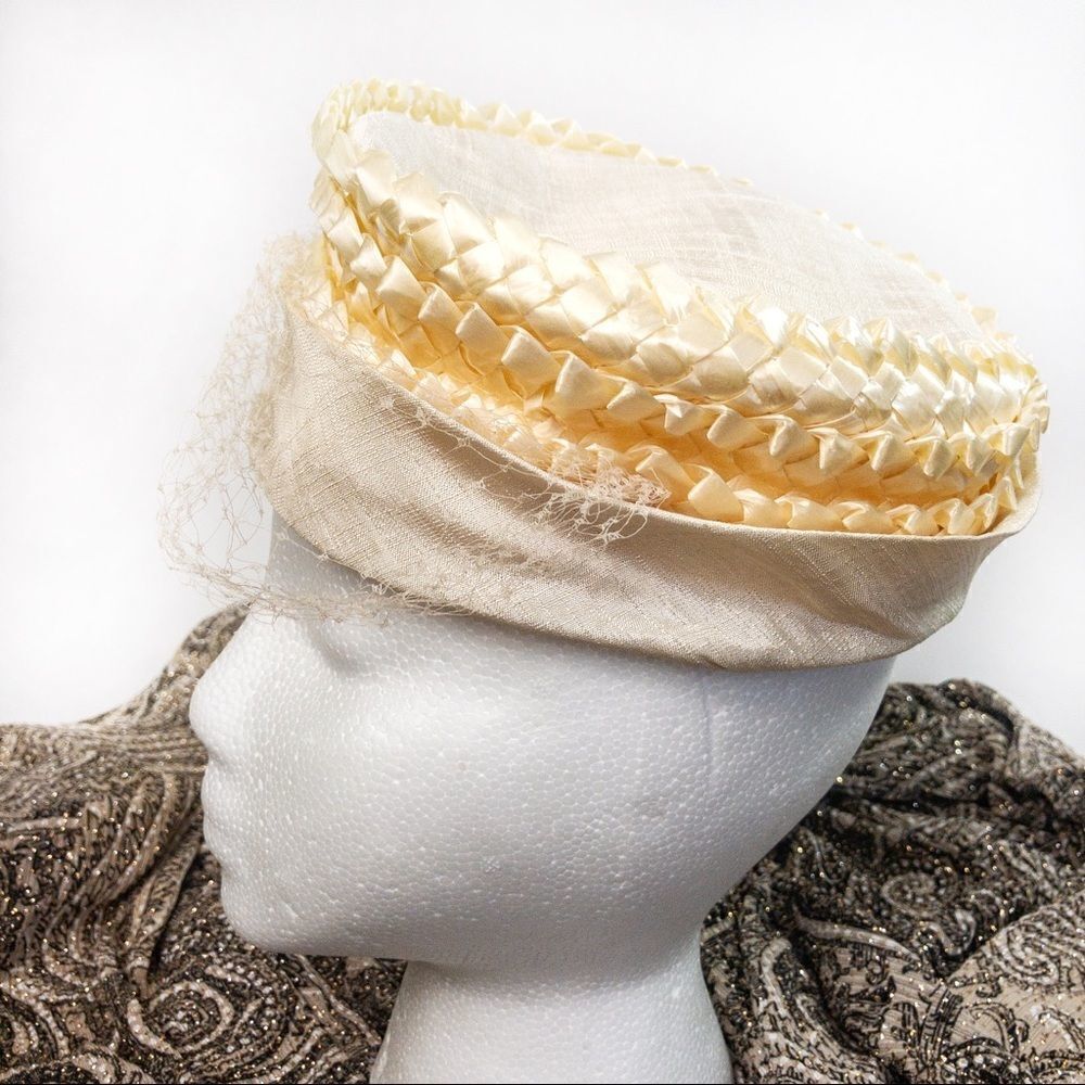 Vintage Pearl Straw Pillbox Hat with Netting